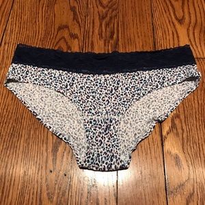 Victoria Secrets NWOT panties
